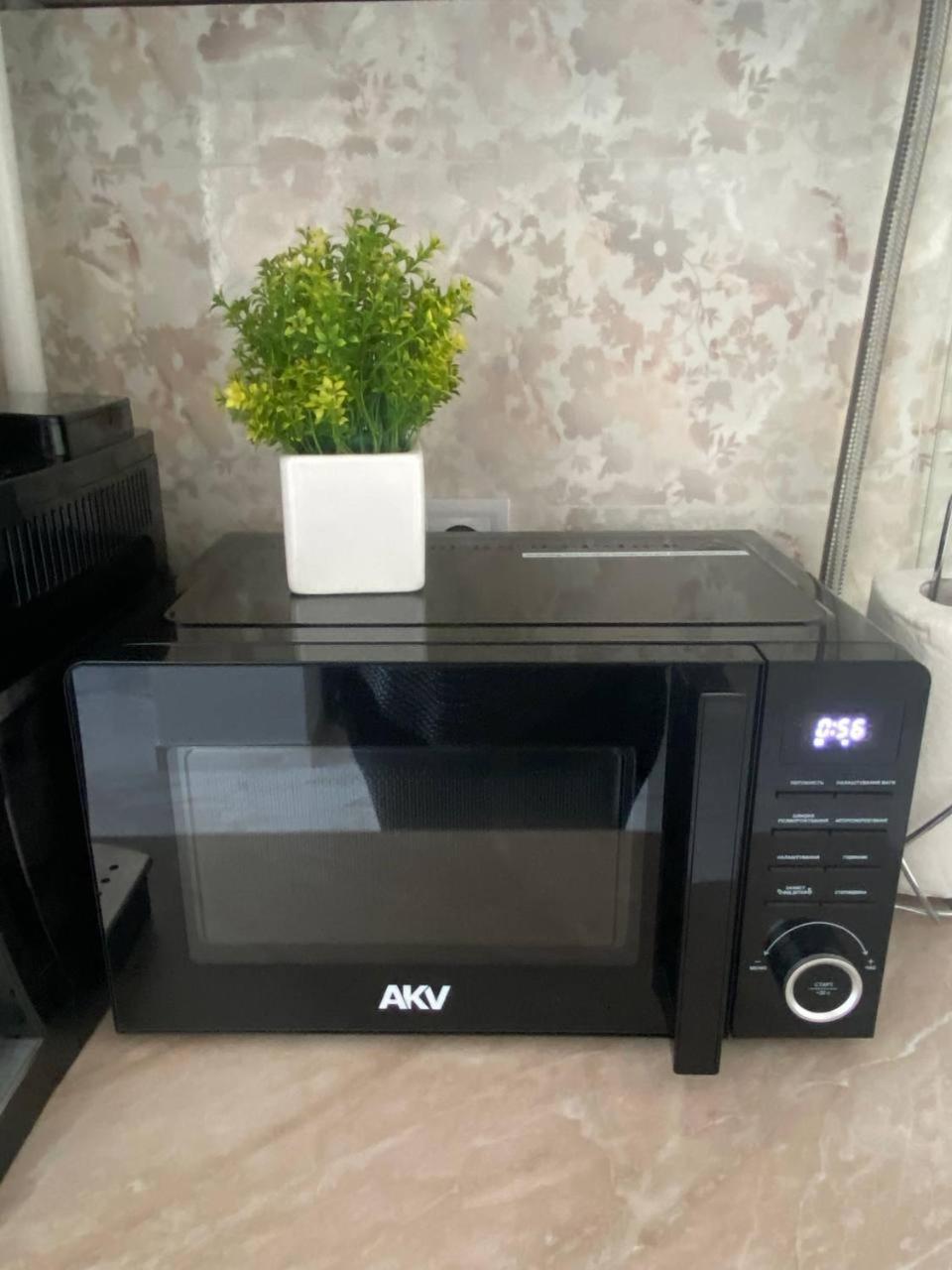 Atlant Luxury Big Family Five Apart On Golovna Поряд З Тц Депот Wi Fi 24 На 7 Tjernivtsi Exteriör bild